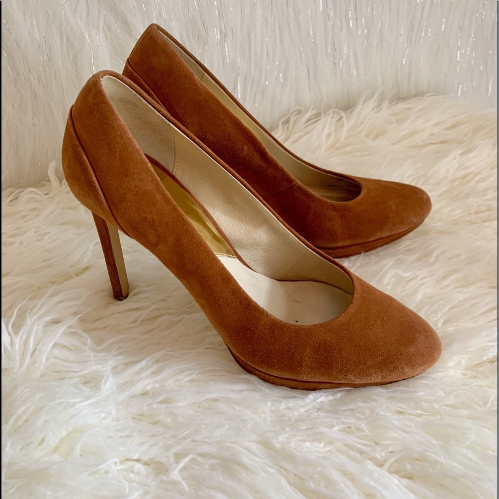 Michael Kors brown suede pumps sz 8.5 4”